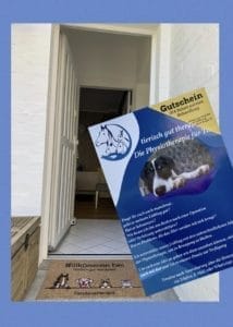 Eingang mit Flyer zur Eröffnung